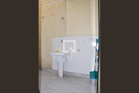 Casa à venda com 138m², 2 quartos e 2 vagasDetalhe - Área de Serviço