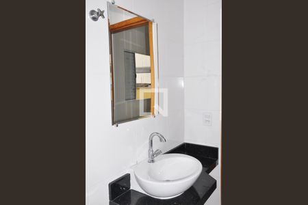 Casa à venda com 138m², 2 quartos e 2 vagasDetalhe - Suíte