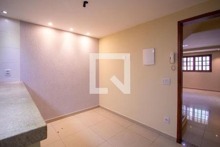 Casa de condomínio para alugar com 140m², 2 quartos e 2 vagas Casa de condomínio para alugar com 140m², 2 quartos e 2 vagasCozinha