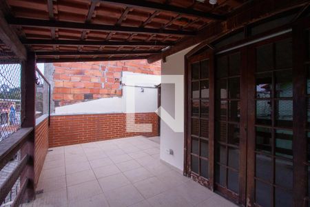 Casa de condomínio para alugar com 140m², 2 quartos e 2 vagas Casa de condomínio para alugar com 140m², 2 quartos e 2 vagasTerraço