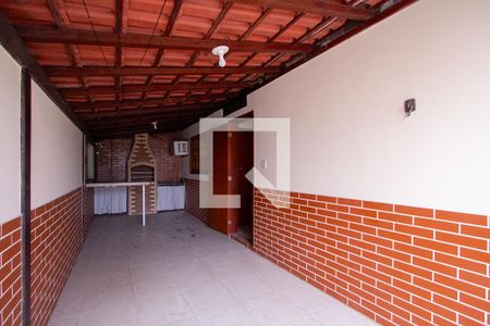 Casa de condomínio para alugar com 140m², 2 quartos e 2 vagas Casa de condomínio para alugar com 140m², 2 quartos e 2 vagasTerraço