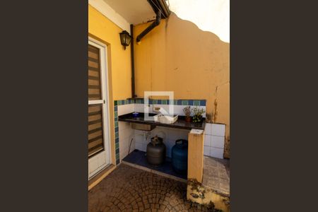 Casa à venda com 110m², 5 quartos e 2 vagasQuintal