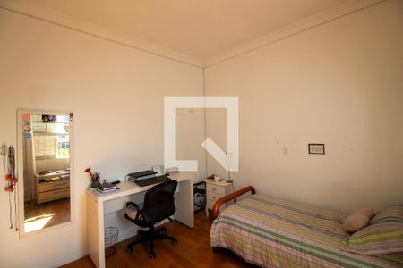 Casa à venda com 110m², 5 quartos e 2 vagasQuarto 3
