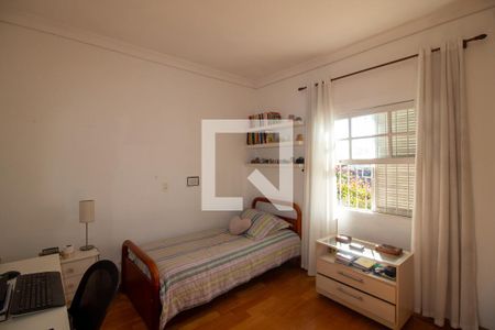 Casa à venda com 110m², 5 quartos e 2 vagasQuarto 3