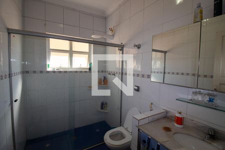 Casa à venda com 110m², 5 quartos e 2 vagasBanheiro