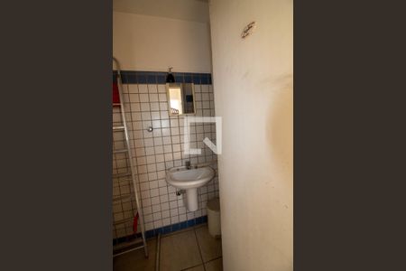 Casa à venda com 110m², 5 quartos e 2 vagasBanheiro de serviço