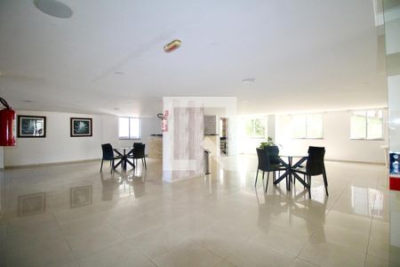 Apartamento para alugar com 55m², 2 quartos e 1 vaga Apartamento para alugar com 55m², 2 quartos e 1 vagaÁrea comum