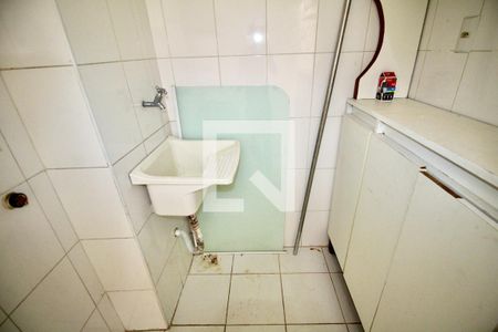 Apartamento para alugar com 55m², 2 quartos e 1 vaga Apartamento para alugar com 55m², 2 quartos e 1 vagaCozinha e Área de Serviço