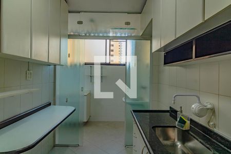 Apartamento para alugar com 60m², 2 quartos e 2 vagas Apartamento para alugar com 60m², 2 quartos e 2 vagasCozinha