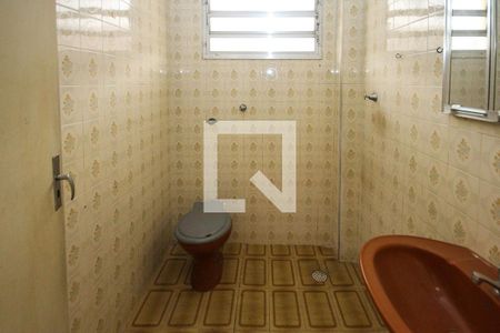 Casa à venda com 180m², 3 quartos e 4 vagasBanheiro Social