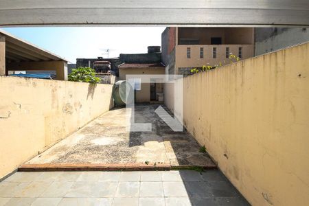 Casa à venda com 180m², 3 quartos e 4 vagasQuintal