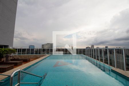 Apartamento à venda com 55m², 1 quarto e 1 vagaPiscina