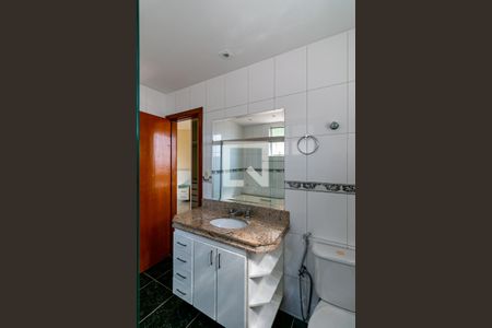 Apartamento à venda com 220m², 4 quartos e 2 vagasBanheiro 1