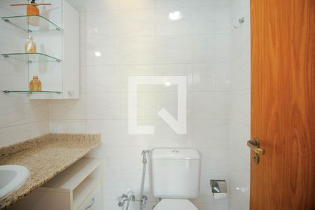 Apartamento à venda com 81m², 3 quartos e 2 vagas Apartamento à venda com 81m², 3 quartos e 2 vagasBanheiro Social