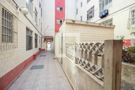 Apartamento à venda com 57m², 2 quartos e sem vagaÁrea comum