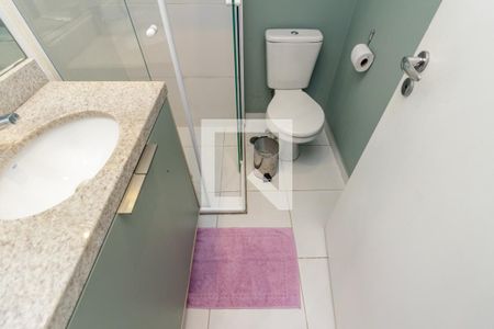 Banheiro de kitnet/studio para alugar com 1 quarto, 22m² em Centro, São Paulo