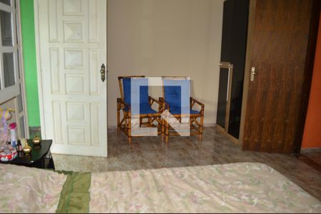 Casa à venda com 374m², 4 quartos e 10 vagasSuite 2