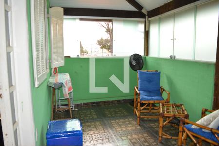 Casa à venda com 374m², 4 quartos e 10 vagasVaranda da Suite 2