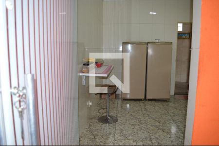 Casa à venda com 374m², 4 quartos e 10 vagasCozinha