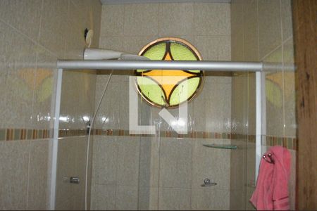 Casa à venda com 374m², 4 quartos e 10 vagasBanheiro da Área de Serviço