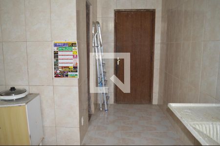 Casa à venda com 374m², 4 quartos e 10 vagasÁrea de Serviço