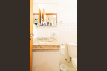 Casa à venda com 203m², 3 quartos e 4 vagasBanheiro - Suíte 1