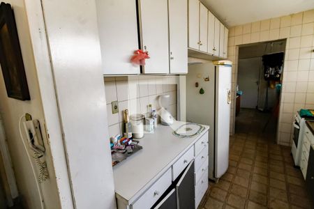 Apartamento à venda com 143m², 3 quartos e 2 vagas Apartamento à venda com 143m², 3 quartos e 2 vagasCozinha - Armários