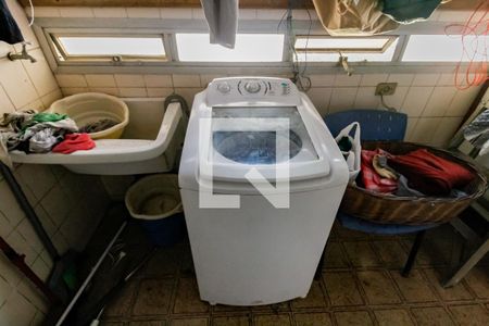 Apartamento à venda com 143m², 3 quartos e 2 vagas Apartamento à venda com 143m², 3 quartos e 2 vagasDetalhe da area de serviço