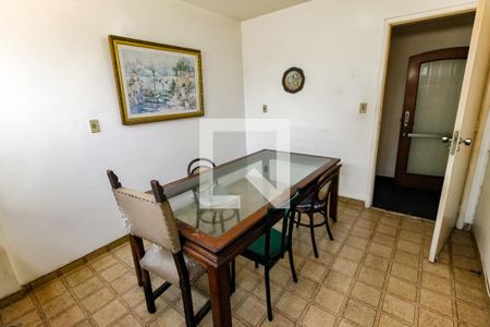 Apartamento à venda com 143m², 3 quartos e 2 vagas Apartamento à venda com 143m², 3 quartos e 2 vagasCopa