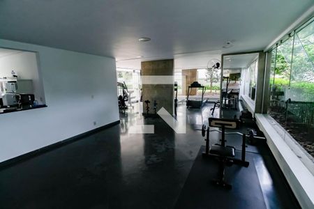 Apartamento à venda com 143m², 3 quartos e 2 vagas Apartamento à venda com 143m², 3 quartos e 2 vagasÁrea comum - Academia