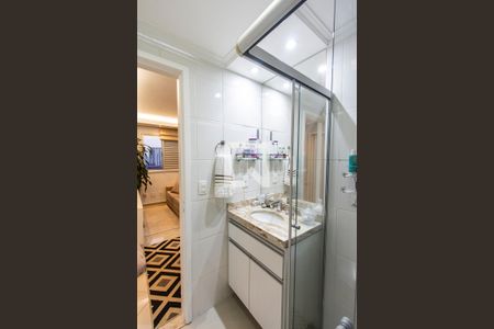 Apartamento à venda com 70m², 2 quartos e 2 vagasBanheiro