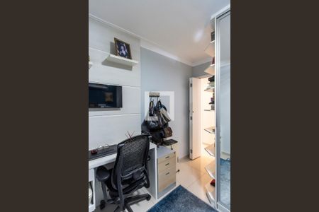 Apartamento à venda com 70m², 2 quartos e 2 vagasQuarto 2