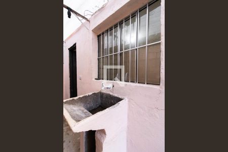 Casa para alugar com 42m², 1 quarto e sem vagaÁrea de Serviço