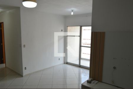 Sala de apartamento para alugar com 2 quartos, 50m² em Taquara, Rio de Janeiro