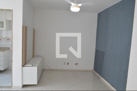 Sala de apartamento para alugar com 2 quartos, 50m² em Taquara, Rio de Janeiro
