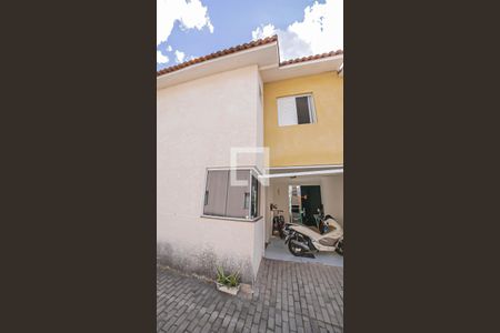 Casa de condomínio à venda com 100m², 2 quartos e 1 vagaFachada