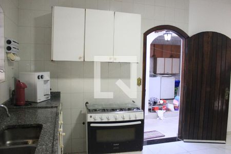 Casa à venda com 310m², 5 quartos e 9 vagasCozinha