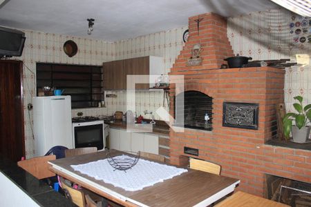 Casa à venda com 310m², 5 quartos e 9 vagasChurrasqueira/ espaço gourmet