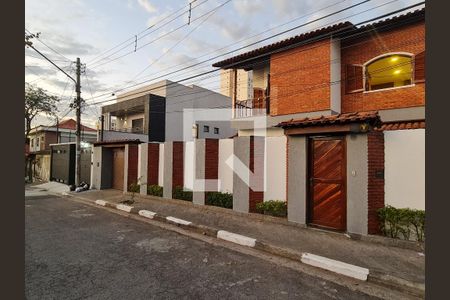 Casa à venda com 310m², 5 quartos e 9 vagasFachada do imóvel