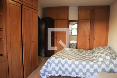 Casa à venda com 310m², 5 quartos e 9 vagasQuarto 2