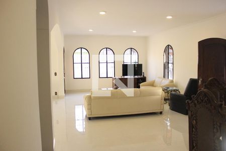 Sala de casa à venda com 5 quartos, 310m² em Vila Galvão, Guarulhos
