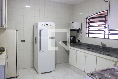 Casa à venda com 310m², 5 quartos e 9 vagasCozinha