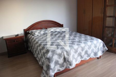 Casa à venda com 310m², 5 quartos e 9 vagasSuíte 1