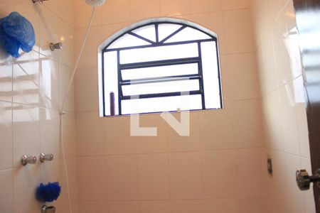 Casa à venda com 310m², 5 quartos e 9 vagasBanheiro da Suíte 2