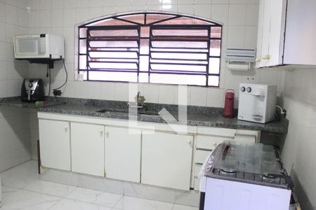 Casa à venda com 310m², 5 quartos e 9 vagasCozinha