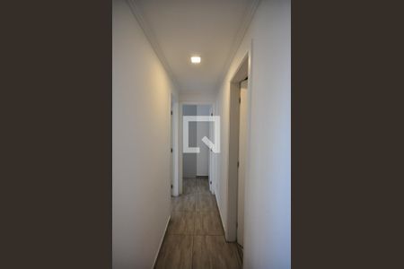 Corredor de apartamento para alugar com 2 quartos, 56m² em Vila Andrade, São Paulo