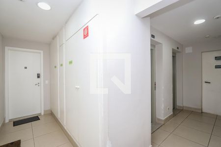 Apartamento à venda com 49m², 1 quarto e 1 vaga Apartamento à venda com 49m², 1 quarto e 1 vagaHall Social