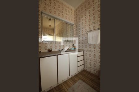 Casa à venda com 545m², 5 quartos e 4 vagasBanheiro da Suíte