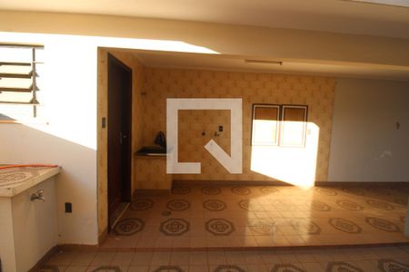 Casa à venda com 545m², 5 quartos e 4 vagasVista doQuarto 4 (suíte)