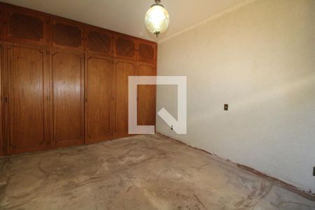 Casa à venda com 545m², 5 quartos e 4 vagasQuarto 4 (suíte)